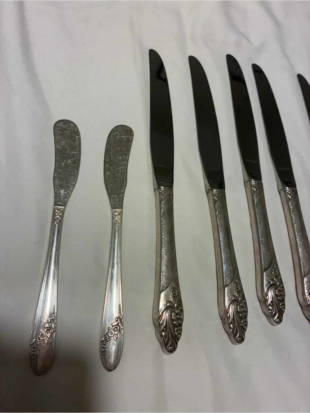 Vintage Community Silver- Floral Handled Dinner Knives - Set of 12